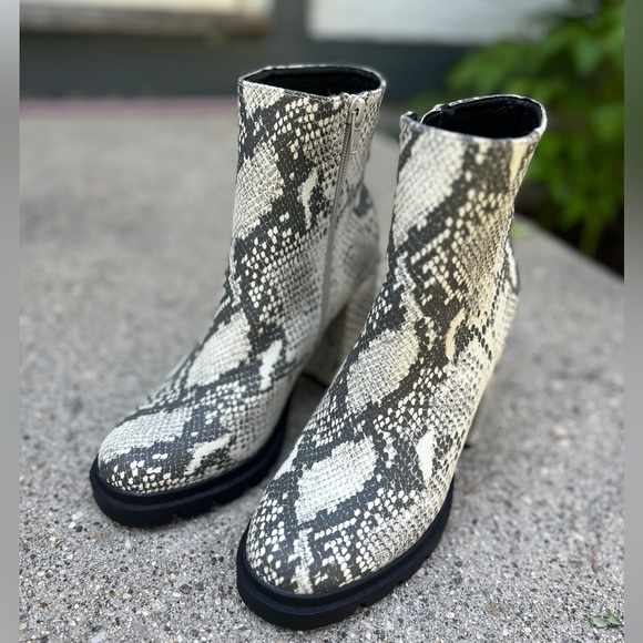 Steve Madden Snakeskin Boots - Picture 2 of 8